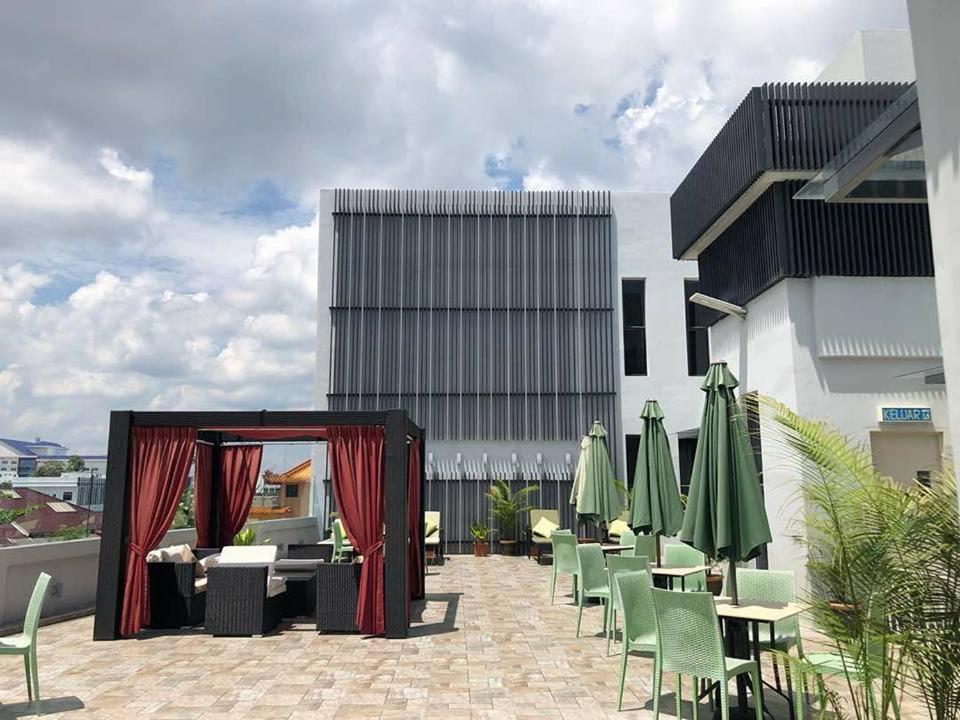 Bei Boutique Hotel Muar Buitenkant foto